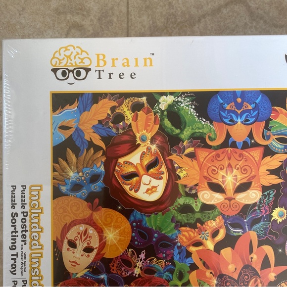 Magic Mask Brain Tree 1000 Piece Puzzle Includes Zipper Bag, Sorting Tray, Etc. - Picture 2 of 7
